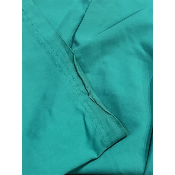 Lot Of Medical Nursing Scrubs Tops Women’s Size Small Some New With Tags Variety - Picture 9 of 12